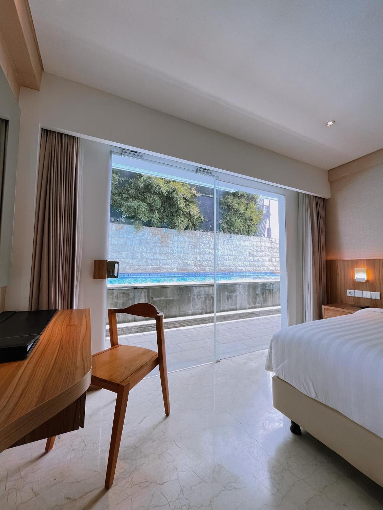 The Capital Hotel And Resort Seminyak Экстерьер фото