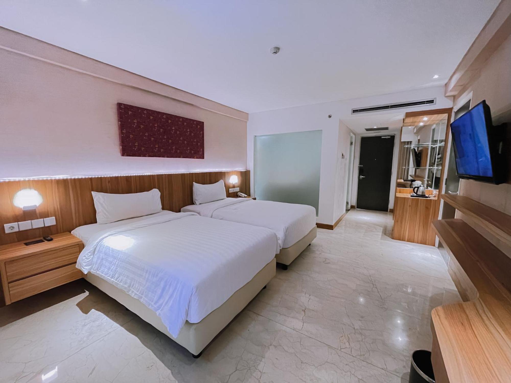 The Capital Hotel And Resort Seminyak Экстерьер фото