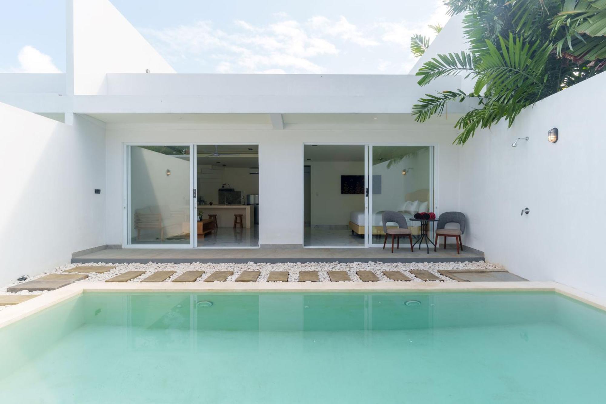The Capital Hotel And Resort Seminyak Экстерьер фото