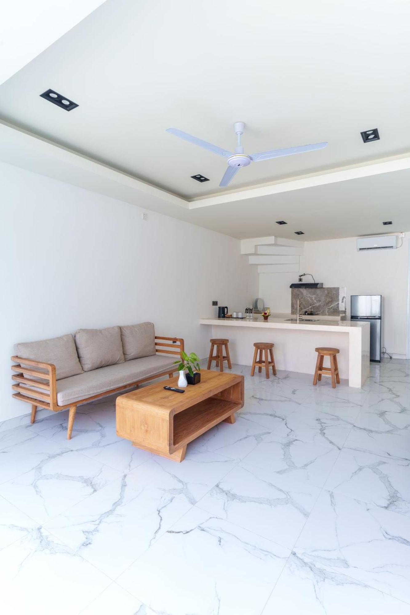 The Capital Hotel And Resort Seminyak Экстерьер фото