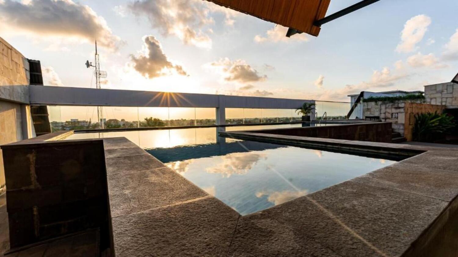 The Capital Hotel And Resort Seminyak Экстерьер фото