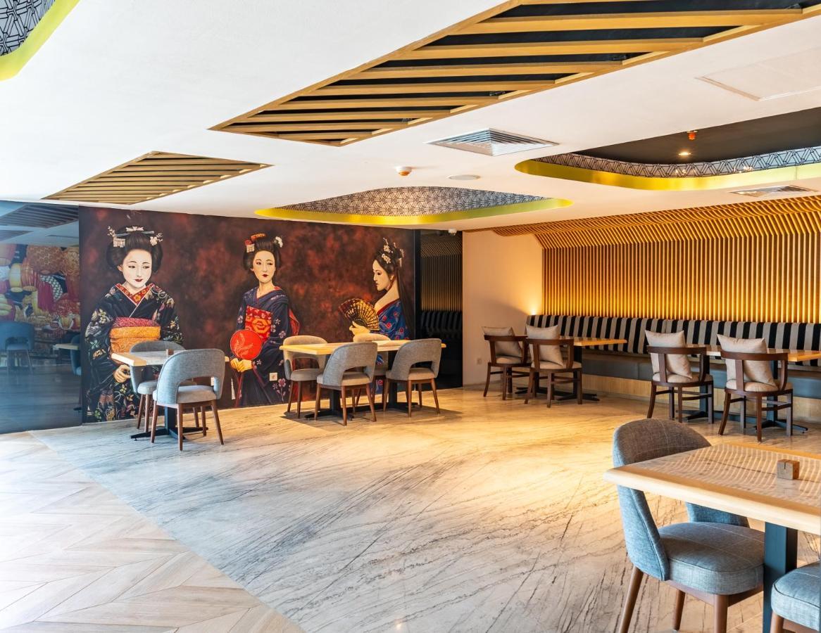 The Capital Hotel And Resort Seminyak Экстерьер фото